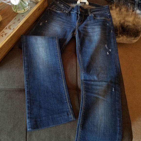 Stradivarius Straight Leg Low-rise Jeans from Spain - Picture 2 of 8